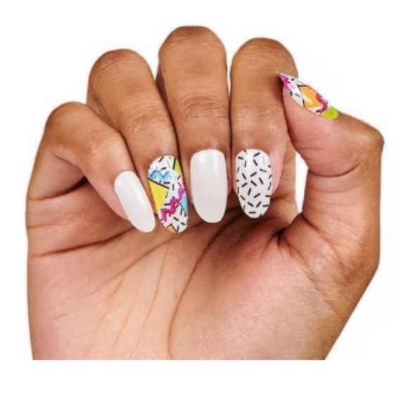 🎉3/$25 NWT Retired & Rare Color Street "Totally Rad" dry Nail polish Strips - Picture 4 of 10